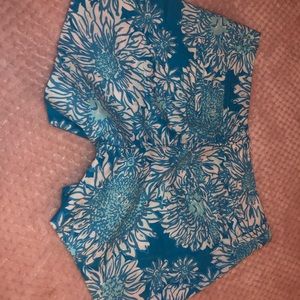 Lilly Pulitzer Callahan shorts, EUC, Size 00